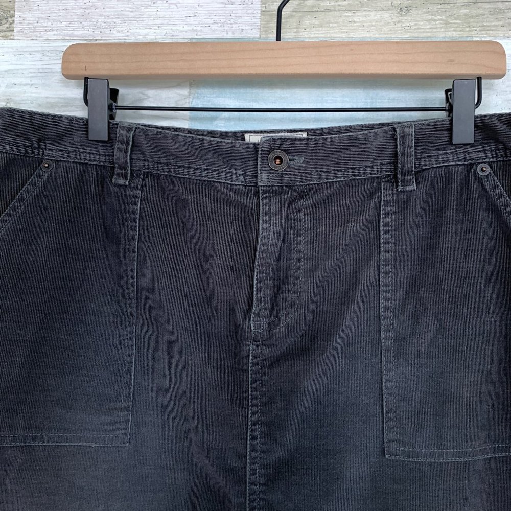 SOLD The North Face Corduroy Utility Skirt Gray - Picture 2 of 7